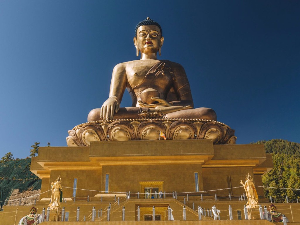 Explore the sights & sounds of Thimphu