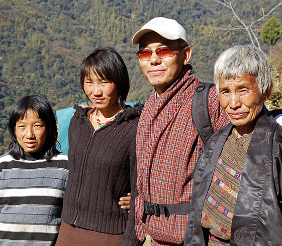 Trek to Drongthang (2,600m/8,600ft)